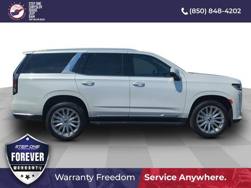 Used 2021 Cadillac Escalade Premium Luxury RWD image 7
