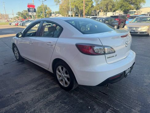 Used 2011 MAZDA MAZDA3 i Touring FWD image 5