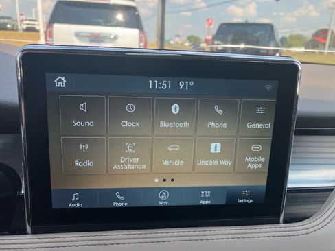 Used 2021 Lincoln Corsair Standard AWD w/ Premium Package image 25