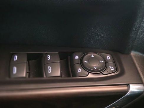 Used 2019 GMC Sierra 1500 SLT w/ SLT Premium Package AWD/4WD image 24