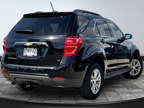 Used 2017 Chevrolet Equinox LT w/ Convenience Package AWD/4WD image 6