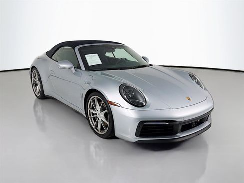 Used 2021 Porsche 911 Cabriolet image 8