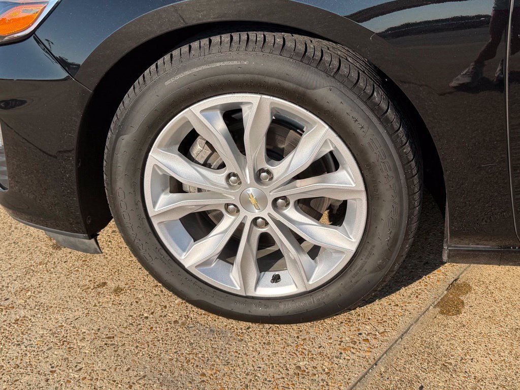 Used 2023 Chevrolet Malibu LT FWD image 9