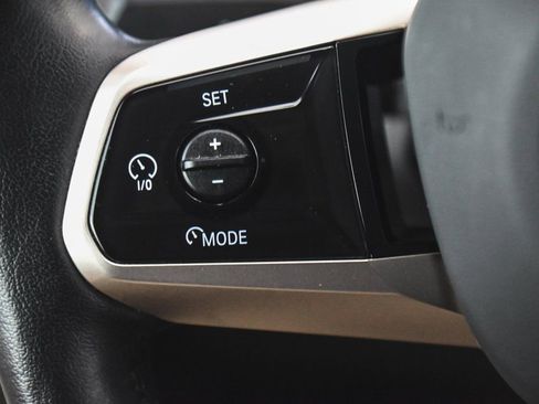 Used 2023 BMW iX xDrive50 w/ Convenience Package image 25