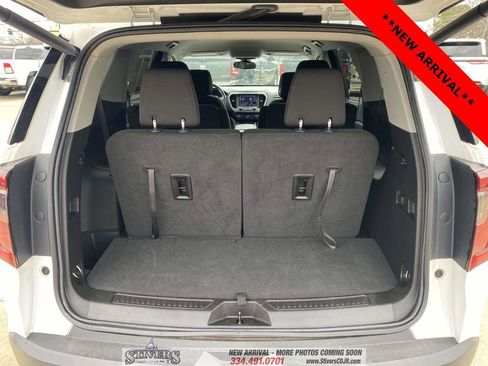 Used 2023 GMC Acadia AT4 image 45