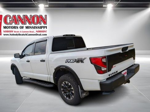 Used 2020 Nissan Titan PRO-4X w/ Pro-4x Convenience Package image 3