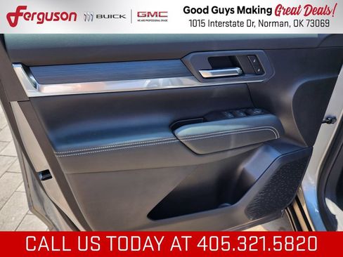 New 2027 GMC Terrain Elevation FWD image 13