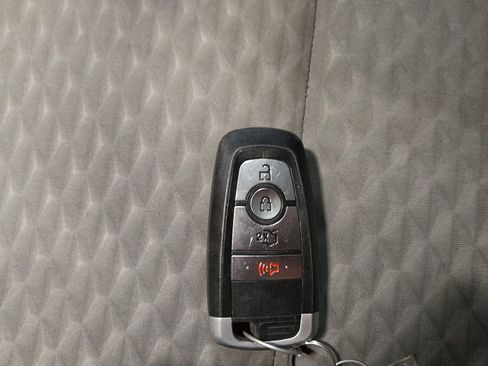 Used 2020 Ford Escape SE FWD image 32