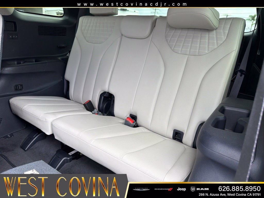 Used 2023 Hyundai Palisade Limited FWD image 40