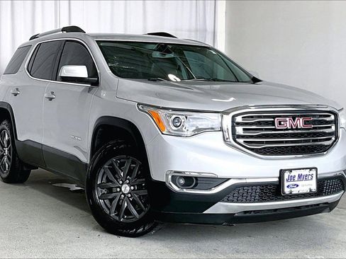 Used 2018 GMC Acadia SLT image 1