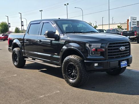 Used 2016 Ford F150 XLT w/ Equipment Group 302A Luxury AWD/4WD image 4