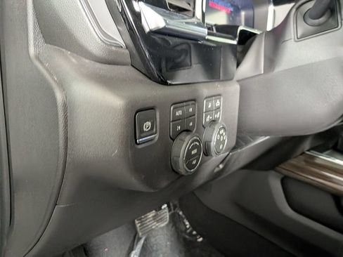 Used 2026 Chevrolet Silverado 1500 LT Trail Boss w/ LT Trail Boss Premium Package AWD/4WD image 16