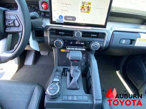 New 2026 Toyota 4Runner TRD Off-Road Premium AWD/4WD image 40