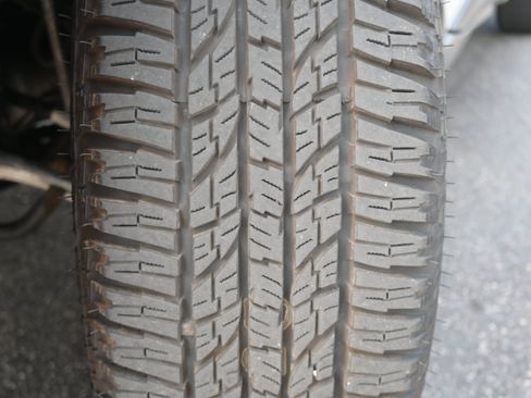 Certified 2025 Subaru Outback Wilderness AWD/4WD image 12