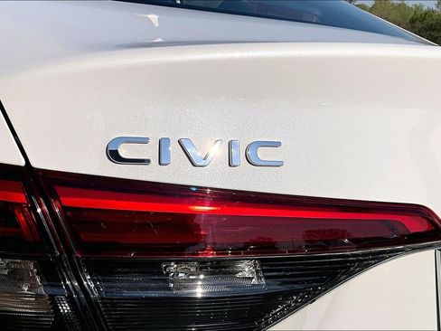Used 2024 Honda Civic EX image 25