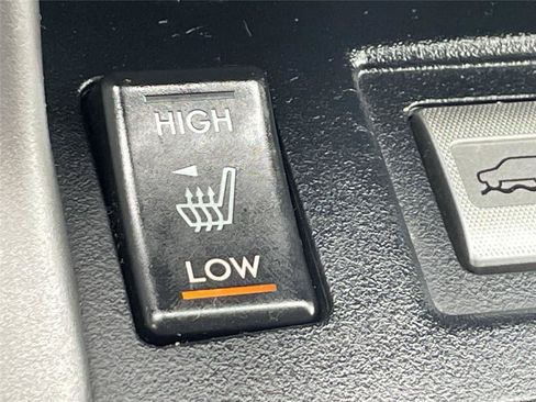 Used 2015 Subaru Forester 2.5i Limited AWD/4WD image 24