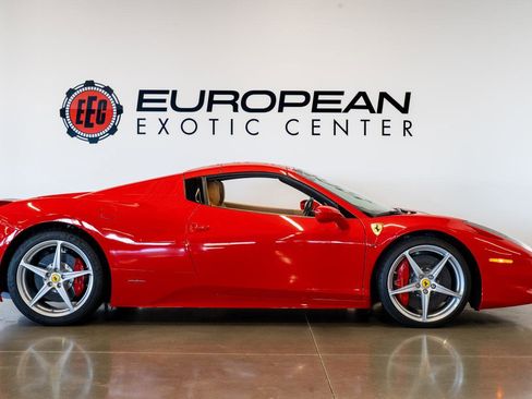 Used 2012 Ferrari 458 Spider image 30