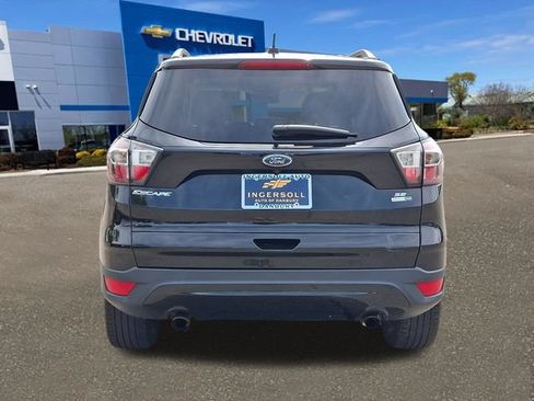 Used 2017 Ford Escape SE w/ SE Sport Appearance Package AWD/4WD image 24