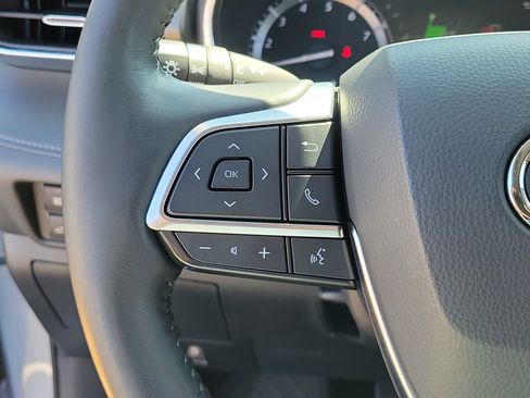 Certified 2020 Toyota Highlander Limited AWD/4WD image 25