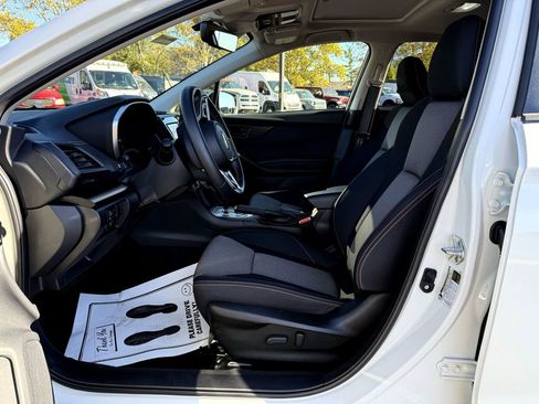 Used 2023 Subaru Crosstrek 2.0i Premium image 11