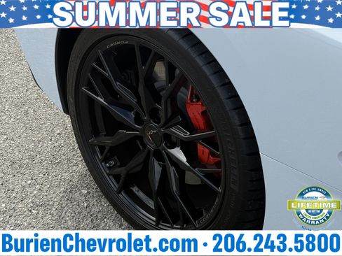 Used 2023 Chevrolet Corvette Stingray Coupe w/ Z51 Performance Package RWD image 25