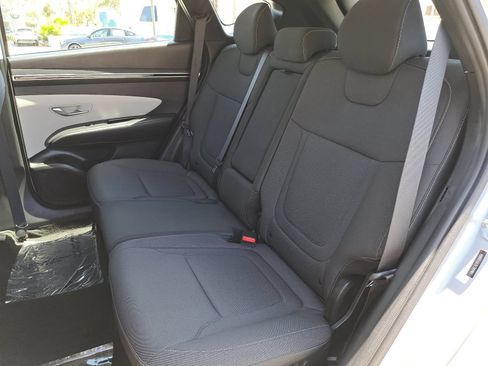 Used 2023 Hyundai Tucson SE AWD/4WD image 14