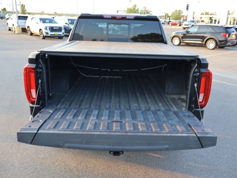 Certified 2024 GMC Sierra 1500 AT4 w/ Technology Package AWD/4WD image 15