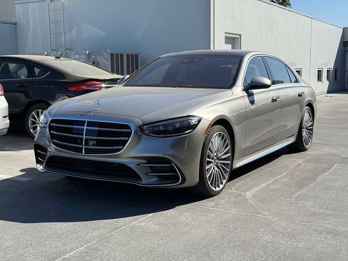 Used 2023 Mercedes-Benz S 580 4MATIC Sedan image 1