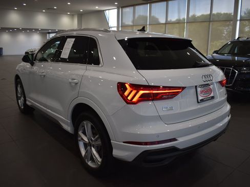 Used 2023 Audi Q3 2.0T Premium Plus w/ Premium Plus Package AWD/4WD image 5