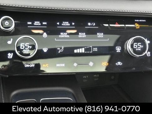 Certified 2026 INFINITI QX60 Luxe w/ Family Package AWD/4WD image 12