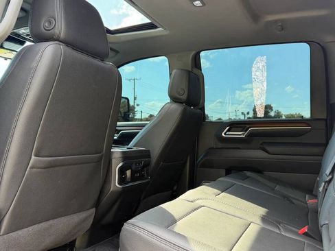 Used 2025 GMC Sierra 2500 Denali w/ Technology Package AWD/4WD image 30