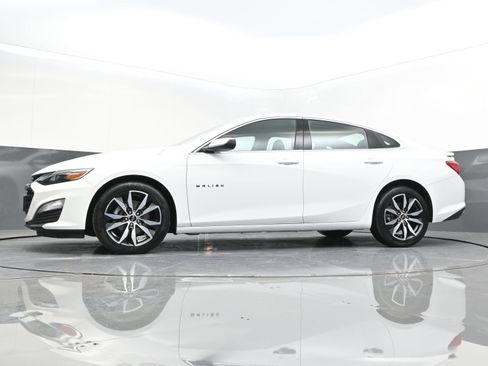 Used 2024 Chevrolet Malibu RS image 37