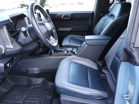 Used 2023 Ford Bronco Outer Banks image 45