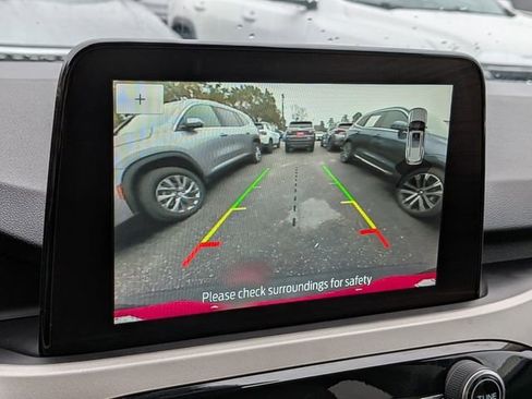 Used 2020 Ford Escape SE image 21