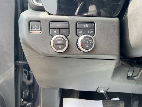 Used 2022 GMC Sierra 1500 Elevation AWD/4WD image 26