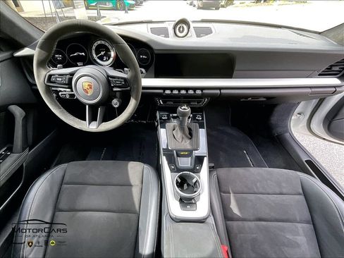 Used 2022 Porsche 911 GT3 RWD image 13