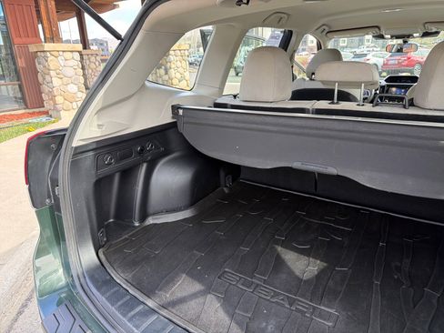 Used 2023 Subaru Forester AWD/4WD image 28