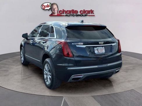 Used 2020 Cadillac XT5 Premium Luxury FWD image 3