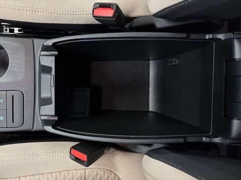 Used 2022 Ford Escape SE w/ Convenience Package image 16