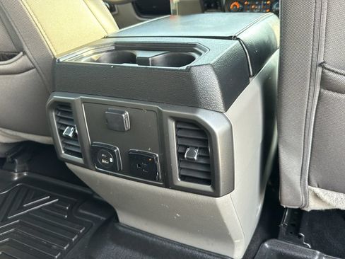 Used 2020 Ford F250 XLT w/ XLT Premium Package AWD/4WD image 26