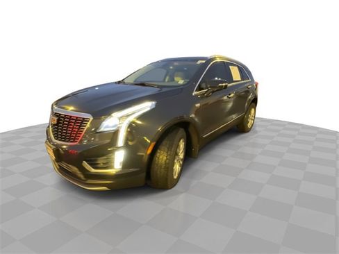 Used 2020 Cadillac XT5 Premium Luxury image 4