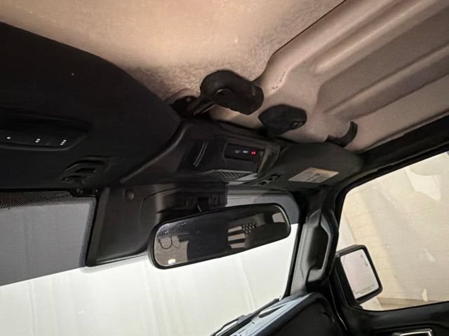 Used 2025 Jeep Wrangler Unlimited Rubicon 4xe w/ Safety Group AWD/4WD image 19