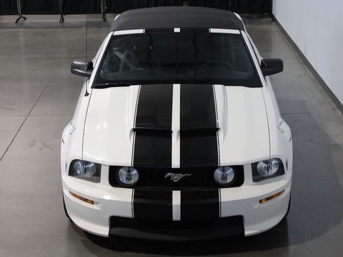 Used 2007 Ford Mustang GT RWD image 15