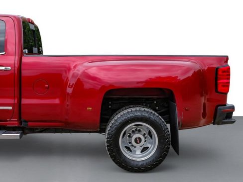 Used 2019 GMC Sierra 3500 Denali w/ Duramax Plus Package AWD/4WD image 11