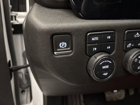 Used 2024 Chevrolet Silverado 1500 RST w/ Z71 Off-Road Package image 24