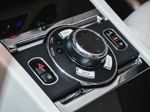 Used 2018 Rolls-Royce Ghost image 39