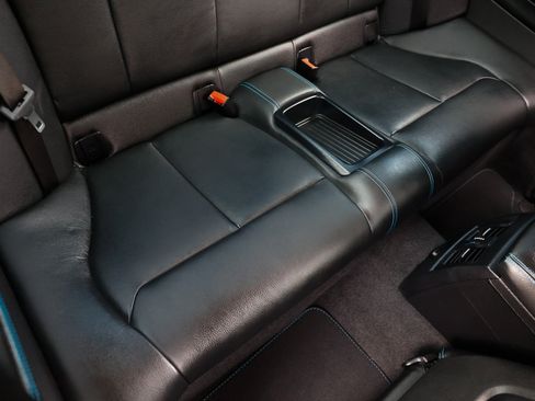 Used 2018 BMW M2 RWD image 16
