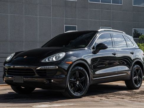 Used 2012 Porsche Cayenne image 34