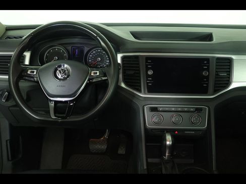 Used 2018 Volkswagen Atlas SE AWD/4WD image 14
