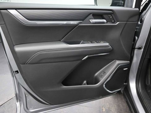 New 2026 GMC Acadia Elevation w/ Elevation Premium Package image 7